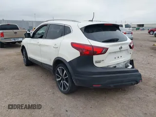 2017 Nissan Rogue S z VIN JN1BJ1CP8HW014731, wystawiony jako IAAI lot #41101662 z przebiegiem 62 882 mil mil oraz . Historia ofert i sprzedaży dostępna na DreamBid. Obrazek 3.