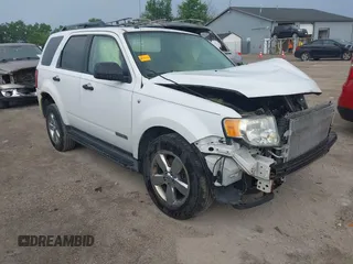 2008 Ford Escape XLT с VIN 1FMCU03188KC38888, выставлен на аукционе IAAI как лот 42755787 с пробегом 205 935 миль миль и . История ставок и продаж доступна на DreamBid. Изображение 1.