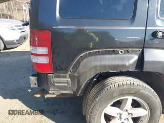 2008 Jeep Liberty Limited with VIN 1J8GN58K58W203695, listed as a IAAI auction lot 41894711 with 155,967 mi miles and . Bid and sale history available at carsss.com. Image 13.
