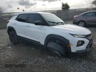 2021 Chevrolet TrailBlazer LS with VIN KL79MMS22MB058541, listed as a Copart auction lot 48895935 with 55,460 mi miles and Salvage Title. Bid and sale history available at carsss.com. Image 4.
