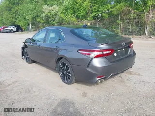 2019 Toyota Camry XSE with VIN 4T1B61HK7KU803026, listed as a IAAI auction lot 39413412 with 29,414 mi miles. Bid and sale history available at carsss.com. Image 3.