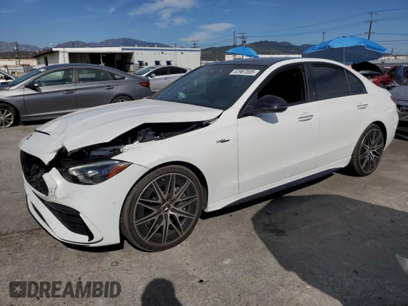 2024 Mercedes-Benz C 43 AMG z VIN W1KAF8HB0RR158084, wystawiony jako Copart lot #52967005 z przebiegiem 8 607 mil mil oraz Szkoda całkowita • Salvage title. Historia ofert i sprzedaży dostępna na DreamBid. Obrazek 1.