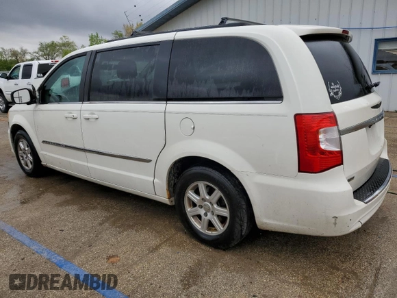 2012 Chrysler Town & Country Touring z VIN 2C4RC1BG3CR330482, wystawiony jako Copart lot #55106075 z przebiegiem 210 054 mil mil oraz Szkoda całkowita • Salvage title. Historia ofert i sprzedaży dostępna na DreamBid. Obrazek 2.