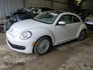 2014 Volkswagen Beetle 2.5L w/Sun with VIN 3VWJP7AT1EM612064, listed as a Copart auction lot 48005055 with 62,290 mi miles and Salvage Title. Bid and sale history available at DreamBid. Image 1.