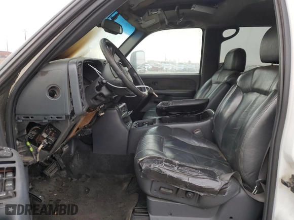 2001 Chevrolet Silverado 3500 LT with VIN 1GCJK331X1F171082, listed as a Copart auction lot 42096135 with 0 mi miles and Salvage Title. Bid and sale history available at carsss.com. Image 7.
