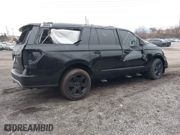 2019 Ford Expedition Max XLT z VIN 1FMJK1JT8KEA12590, wystawiony jako IAAI lot #41153889 z przebiegiem 103 284 mil mil oraz . Historia ofert i sprzedaży dostępna na DreamBid. Obrazek 4.