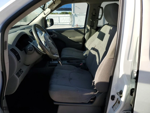 2018 Nissan Frontier SV V6 with VIN 1N6AD0ER3JN771246, listed as a Copart auction lot 47486045 with 136,357 mi miles and Salvage Title. Bid and sale history available at carsss.com. Image 7.