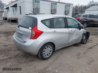 2015 Nissan Versa Note S with VIN 3N1CE2CP5FL405319, listed as a IAAI auction lot 41357912 with 133,073 mi miles. Bid and sale history available at carsss.com. Image 4.