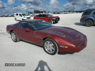 1988 Chevrolet Corvette z VIN 1G1YY2185J5120174, wystawiony jako Copart lot #44314235 z przebiegiem 85 341 mil mil oraz Nie do naprawy • Non repairable. Historia ofert i sprzedaży dostępna na DreamBid. Obrazek 4.
