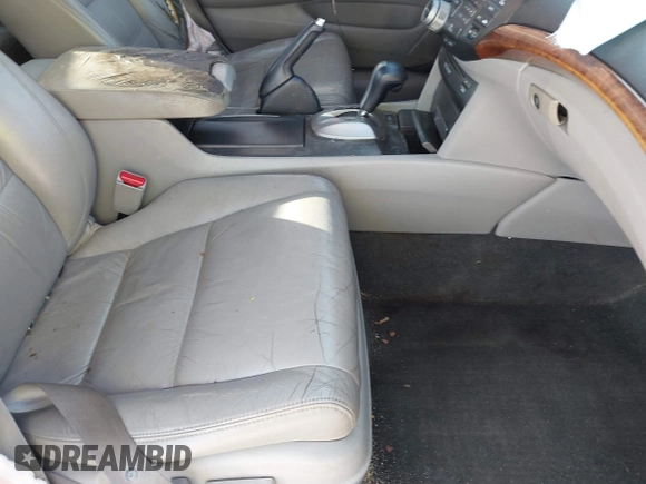 2011 Honda Accord EX-L with VIN 1HGCP3F80BA015698, listed as a IAAI auction lot 42793628 with Not provided miles and . Bid and sale history available at DreamBid. Image 5.