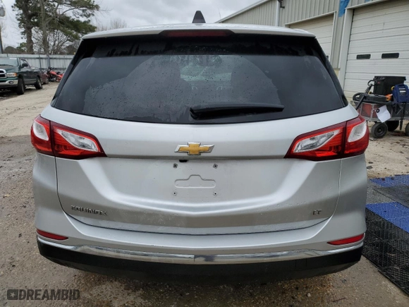 2020 Chevrolet Equinox LT with VIN 2GNAXJEV3L6258011, listed as a Copart auction lot 47104435 with 152,490 mi miles and Clean Title. Bid and sale history available at carsss.com. Image 6.