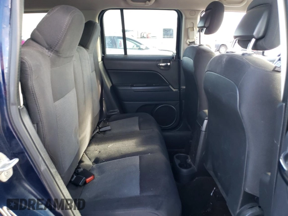2015 Jeep Patriot Latitude with VIN 1C4NJPFB8FD318549, listed as a Copart auction lot 87425264 with Not Provided miles and Salvage Title. Bid and sale history available at DreamBid. Image 10.