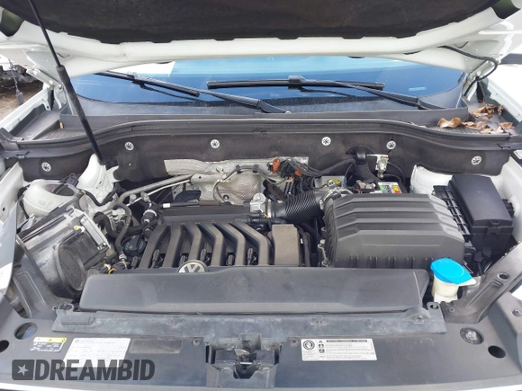 2018 Volkswagen Atlas Launch Edition with VIN 1V2BR2CA5JC513354, listed as a IAAI auction lot 41205605 with 99,793 mi miles and . Bid and sale history available at DreamBid. Image 10.