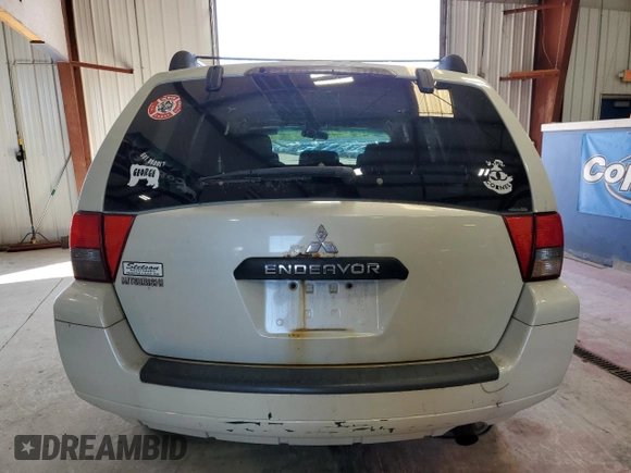 2008 Mitsubishi Endeavor LS with VIN 4A4MN21S48E029961, listed as a Copart auction lot 83946254 with 198,143 mi miles and Non Repairable. Bid and sale history available at carsss.com. Image 6.
