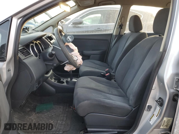 2009 Nissan Versa 1.6 with VIN 3N1CC11E39L422903, listed as a Copart auction lot 86427444 with 90,519 mi miles and Salvage Title. Bid and sale history available at carsss.com. Image 7.