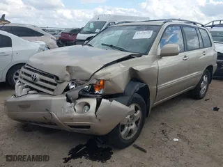 2006 Toyota Highlander w/3rd Row with VIN JTEEP21A960163299, listed as a IAAI auction lot 41179758 with 205,521 mi miles. Bid and sale history available at carsss.com. Image 17.