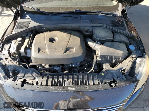 2016 Volvo V60 T5 Drive-E Premier with VIN YV140MEK8G1287119, listed as a Copart auction lot 68287554 with 135,290 mi miles and Clean Title. Bid and sale history available at carsss.com. Image 11.