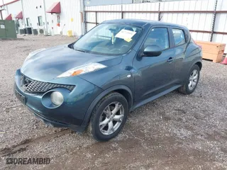 2013 Nissan Juke SV with VIN JN8AF5MR5DT223085, listed as a IAAI auction lot 40772593 with 127,439 mi miles. Bid and sale history available at carsss.com. Image 2.