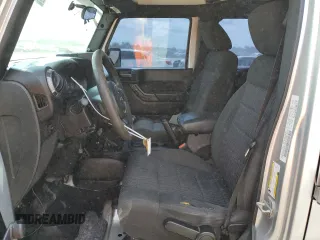 2012 Jeep Wrangler Unlimited Sport z VIN 1C4BJWDG8CL220960, wystawiony jako Copart lot #57823315 z przebiegiem 177 541 mil mil oraz Szkoda całkowita • Salvage title. Historia ofert i sprzedaży dostępna na DreamBid. Obrazek 7.