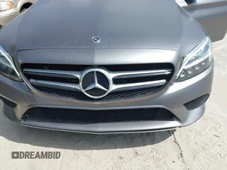 2019 Mercedes-Benz C 300 with VIN 55SWF8EB6KU298297, listed as a IAAI auction lot 42280673 with 49,059 mi miles and . Bid and sale history available at DreamBid. Image 6.