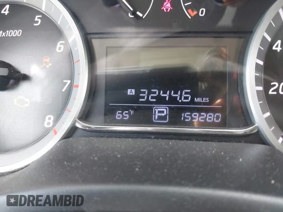 2015 Nissan Sentra SV with VIN 3N1AB7AP0FL668396, listed as a IAAI auction lot 42073977 with 159,280 mi miles. Bid and sale history available at carsss.com. Image 16.