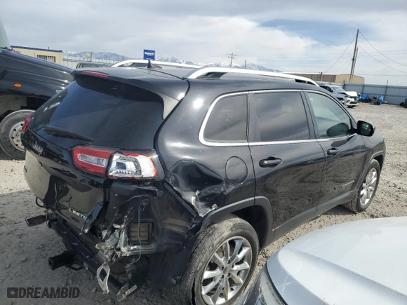 2017 Jeep Cherokee Limited with VIN 1C4PJMDB9HW515232, listed as a Copart auction lot 47668885 with 158,949 mi miles and Salvage Title. Bid and sale history available at carsss.com. Image 3.