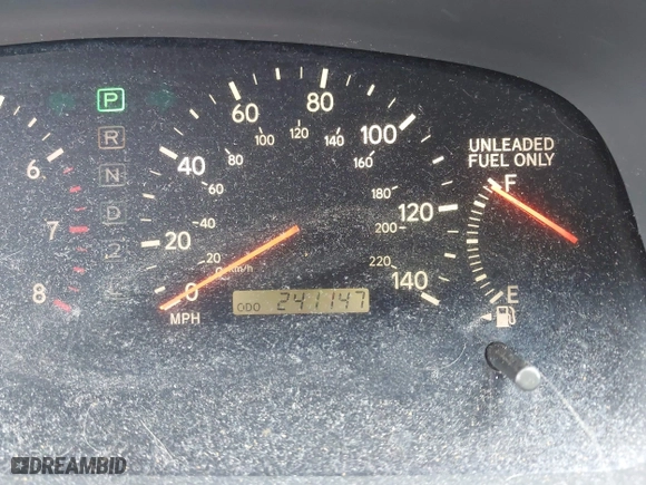 2001 Lexus ES 300 with VIN JT8BF28G015112689, listed as a IAAI auction lot 42075076 with 241,147 mi miles. Bid and sale history available at carsss.com. Image 7.