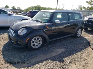 2014 MINI Clubman z VIN WMWZF3C54ET493599, wystawiony jako Copart lot #56404485 z przebiegiem 65 007 mil mil oraz Szkoda całkowita • Salvage title. Historia ofert i sprzedaży dostępna na DreamBid. Obrazek 1.