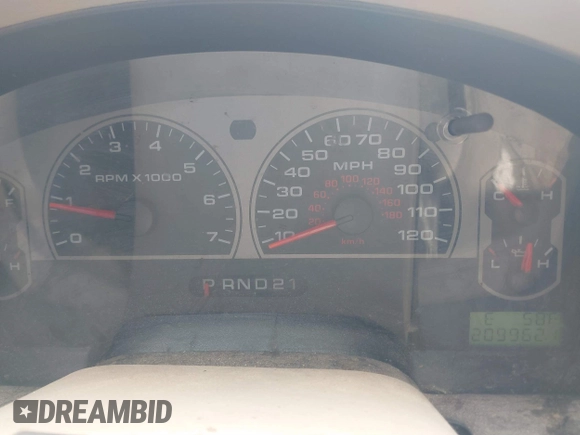 2008 Ford F-150 XLT with VIN 1FTPX14VX8FB18653, listed as a IAAI auction lot 41671416 with 209,962 mi miles. Bid and sale history available at carsss.com. Image 7.
