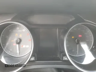 2013 Audi S5 Premium Plus z VIN WAUCGAFR2DA027699, wystawiony jako Copart lot #83947234 z przebiegiem Nie podano mil oraz Szkoda całkowita • Salvage title. Historia ofert i sprzedaży dostępna na DreamBid. Obrazek 9.