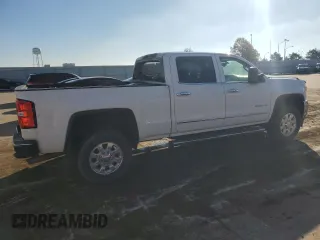 2015 GMC Sierra 2500HD available WiFi SLT with VIN 1GT12ZEG3FF110359, listed as a Copart auction lot 78835404 with 43,017 mi miles and Salvage Title. Bid and sale history available at carsss.com. Image 3.