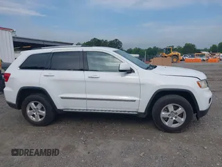 2013 Jeep Grand Cherokee Laredo с VIN 1C4RJEAG6DC647164, выставлен на аукционе IAAI как лот 42282295 с пробегом 128 511 миль миль и . История ставок и продаж доступна на DreamBid. Изображение 13.