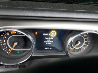 2021 Jeep Wrangler Unlimited Sport S с VIN 1C4HJXDN0MW566970, выставлен на аукционе Copart как лот 57655765 с пробегом 24 751 миль миль и Списание • Salvage title. История ставок и продаж доступна на DreamBid. Изображение 9.