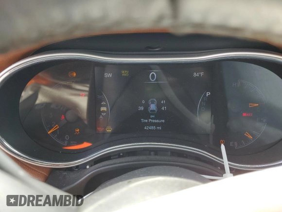 2020 Jeep Grand Cherokee Summit с VIN 1C4RJFJG7LC417296, выставлен на аукционе Copart как лот 51608355 с пробегом 42 485 миль миль и Списание • Salvage title. История ставок и продаж доступна на DreamBid. Изображение 9.
