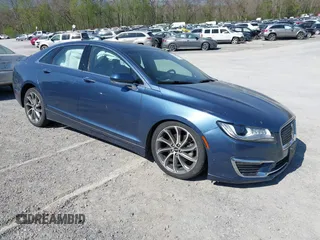 2019 Lincoln MKZ Reserve I with VIN 3LN6L5C96KR609147, listed as a IAAI auction lot 42050122 with 61,813 mi miles and . Bid and sale history available at DreamBid. Image 1.