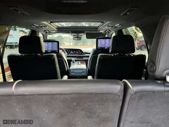 2021 Cadillac Escalade Sport Platinum with VIN 1GYS4GKL2MR324608, listed as a Copart auction lot 83489884 with 121,351 mi miles and Clean Title. Bid and sale history available at carsss.com. Image 9.