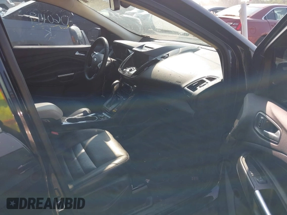 2014 Ford Escape Titanium with VIN 1FMCU9J93EUD60149, listed as a IAAI auction lot 39837388 with 154,880 mi miles. Bid and sale history available at carsss.com. Image 5.