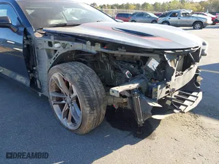 2017 Chevrolet Camaro 2SS with VIN 1G1FH1R78H0104538, listed as a IAAI auction lot 41870474 with 119,955 mi miles. Bid and sale history available at carsss.com. Image 18.