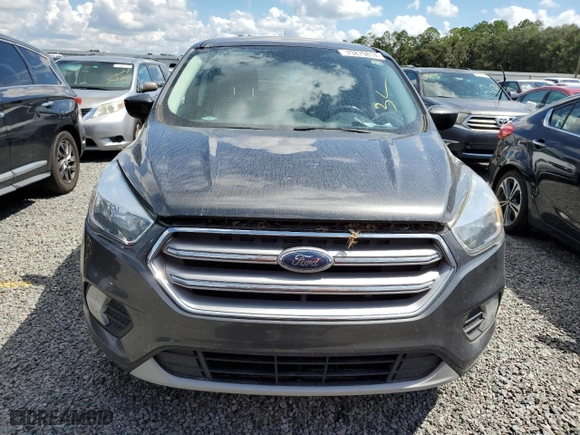 2017 Ford Escape SE with VIN 1FMCU0GDXHUE91333, listed as a Copart auction lot 73879814 with 0 mi miles and Non Repairable. Bid and sale history available at carsss.com. Image 5.