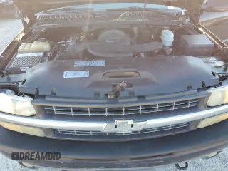 2004 Chevrolet Suburban Z71 with VIN 3GNFK16Z14G117823, listed as a Copart auction lot 74118104 with 136,042 mi miles and Salvage Title. Bid and sale history available at carsss.com. Image 12.