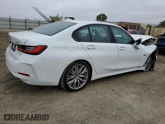 2023 BMW 3 Series 330e xDrive with VIN 3MW39FS07P8D25745, listed as a Copart auction lot 71863424 with 8,304 mi miles and Salvage Title. Bid and sale history available at carsss.com. Image 3.