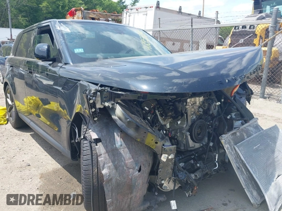 2024 Land Rover Range Rover Sport SE с VIN SAL1P9EU5RA181435, выставлен на аукционе IAAI как лот 42355255 с пробегом 19 130 миль миль и . История ставок и продаж доступна на DreamBid. Изображение 1.