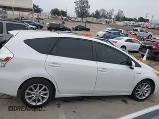 2014 Toyota Prius Two with VIN JTDZN3EUXE3359433, listed as a IAAI auction lot 42105488 with 183,237 mi miles and . Bid and sale history available at DreamBid. Image 13.