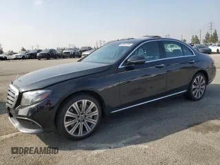 2018 Mercedes-Benz E 400 with VIN WDDZF6GBXJA383821, listed as a Copart auction lot 62692725 with 28,913 mi miles and Salvage title. Bid and sale history available at DreamBid. Image 1.