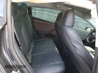 2024 Tesla Model 3 z VIN 5YJ3E1EA7RF826476, wystawiony jako Copart lot #80184564 z przebiegiem 2963 mil mil oraz Szkody całkowita. Historia ofert i sprzedaży dostępna na DreamBid. Obrazek 10.