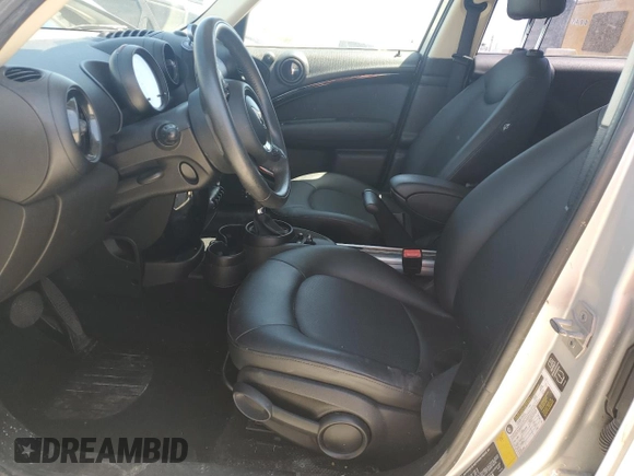 2014 MINI Countryman with VIN WMWZB3C53EWR38893, listed as a Copart auction lot 55091415 with 61,815 mi miles and Non Repairable. Bid and sale history available at DreamBid. Image 7.