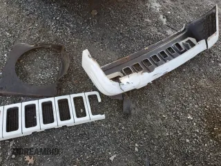 1996 Jeep Grand Cherokee z VIN 1J4FX78S6TC221815, wystawiony jako Copart lot #44000615 z przebiegiem 287 308 mil mil oraz Szkoda całkowita • Salvage title. Historia ofert i sprzedaży dostępna na DreamBid. Obrazek 13.