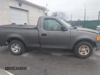 2004 Ford F-150 XL с VIN 2FTRF172X4CA89139, выставлен на аукционе IAAI как лот 42038181 с пробегом Не указан миль и . История ставок и продаж доступна на DreamBid. Изображение 13.