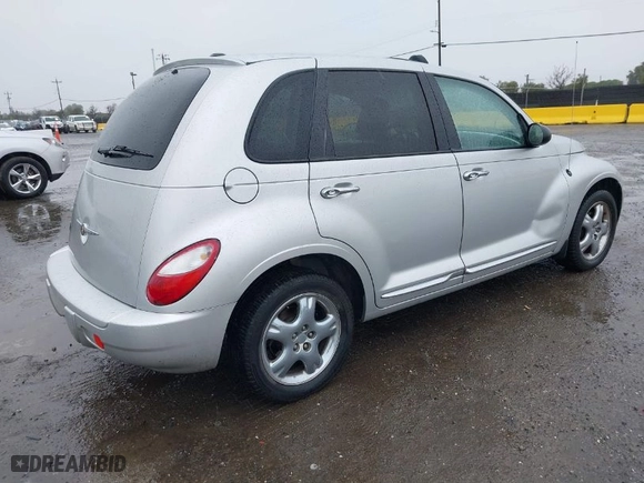 2010 Chrysler PT Cruiser Classic with VIN 3A4GY5F92AT208700, listed as a IAAI auction lot 41569302 with 134,536 mi miles. Bid and sale history available at carsss.com. Image 4.