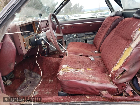 1981 Chevrolet El Camino z VIN 1GCCW80J5BR448204, wystawiony jako Copart lot #53005085 z przebiegiem 61 889 mil mil oraz Czysty tytuł • Clean title. Historia ofert i sprzedaży dostępna na DreamBid. Obrazek 7.
